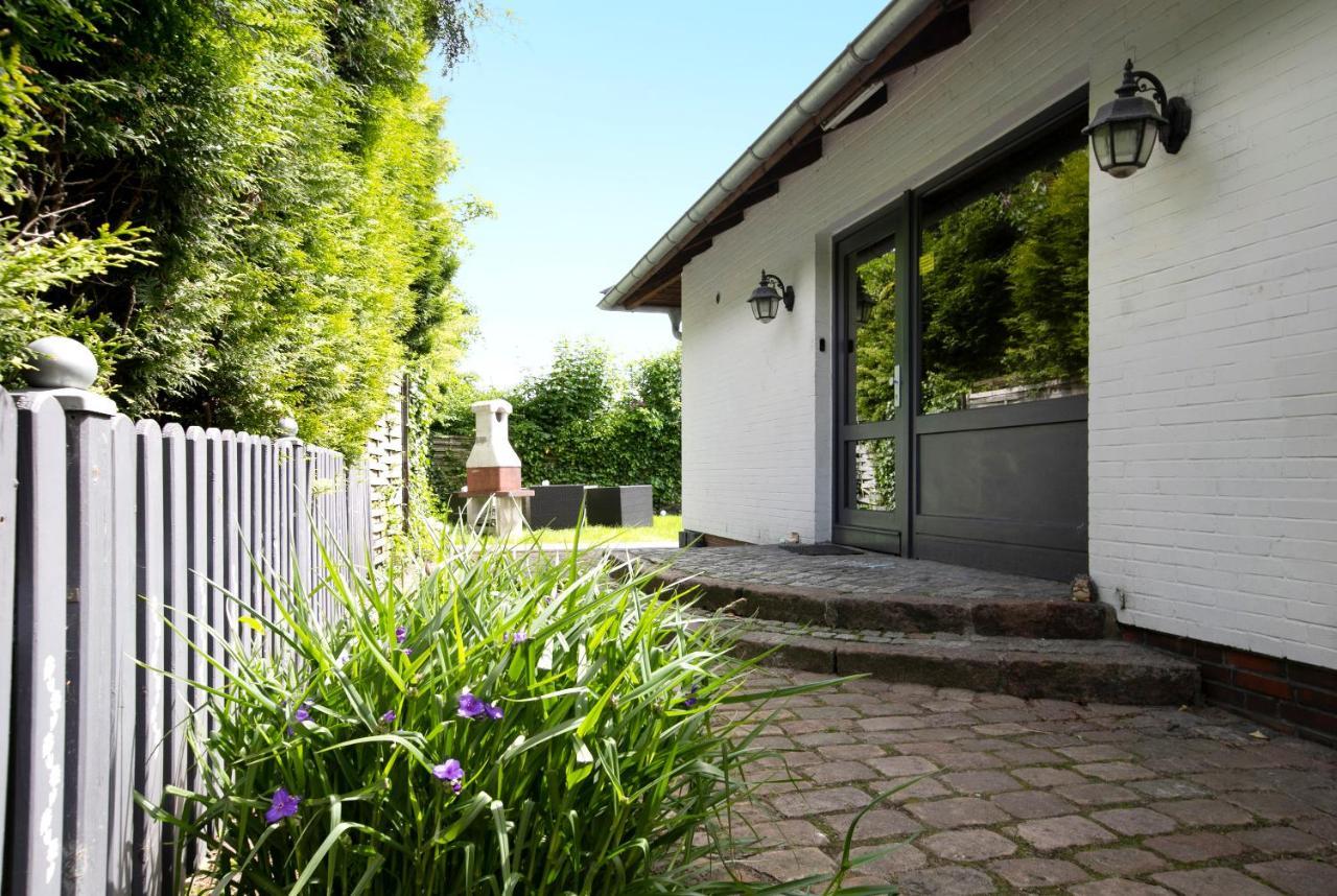 Uhses Ferienwohnung ハイデ エクステリア 写真